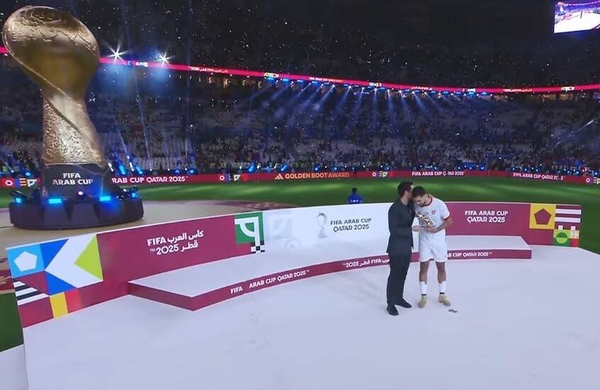 تتويج بطعم العلقم.. الأردني علي علوان يفوز بجائزة هداف كأس العرب 2025 (فيديو)