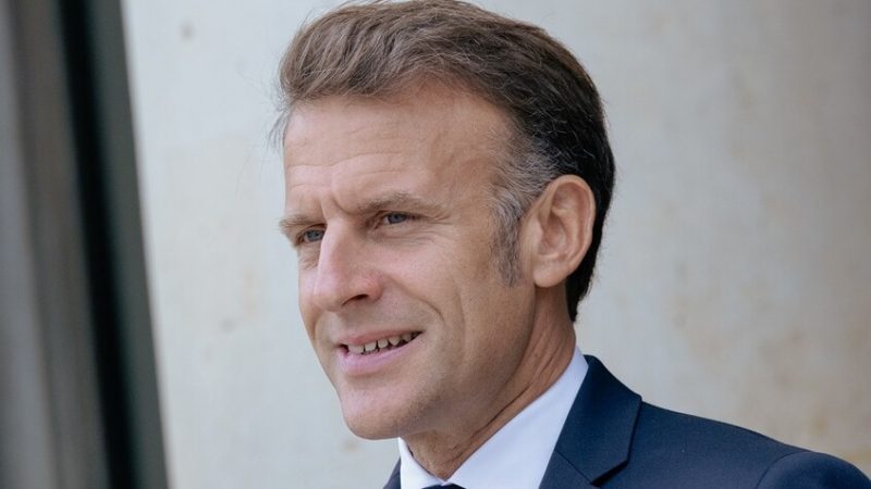 ماكرون.. علينا محاورة بوتين في أقرب وقت