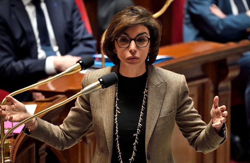 فرنسا.. ملاحقة وزيرة الثقافة في إطار تحقيق فساد مرتبط بعملها في البرلمان الأوروبي