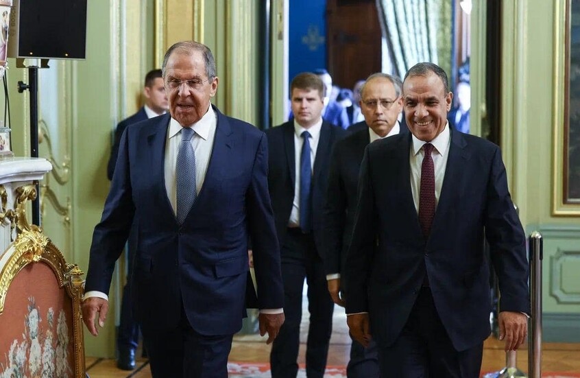 لافروف الاستعداد لتوسيع حركة الطيران بين مصر وروسيا