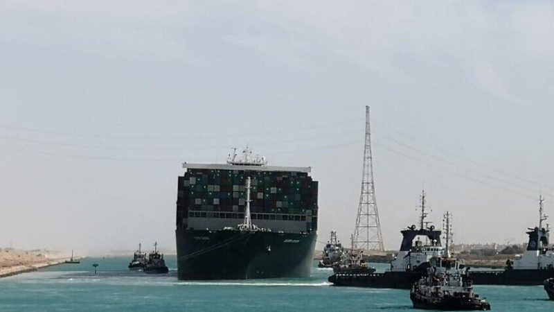 قناة السويس على موعد مع حدث يحصل لأول مرة منذ عامين بعد توقف حرب غزة