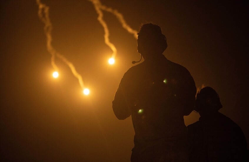 “قسد” ترحب بالضربات الأمريكية لتنظيم “داعش” الإرهابي في سوريا