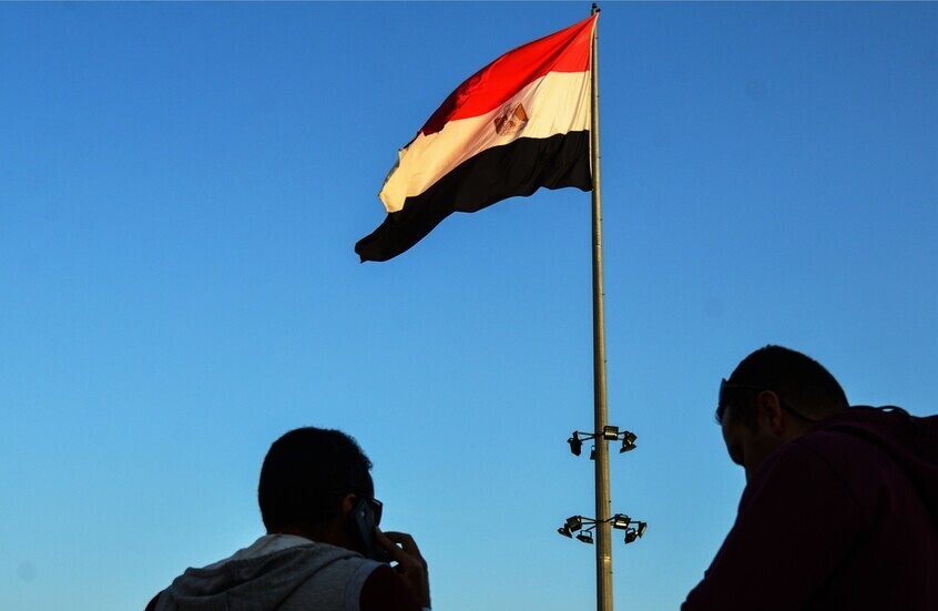 مصر تسقط الجنسية عن بلوغر شهير التحق بالجيش الأمريكي.. وفيديو يكشف التفاصيل