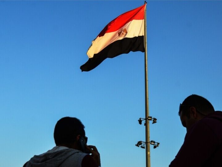 مصر تسقط الجنسية عن بلوغر شهير التحق بالجيش الأمريكي.. وفيديو يكشف التفاصيل