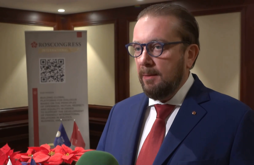 مدير “روسكونغرس” يستعرض دور مصر المحوري في الشراكة مع إفريقيا