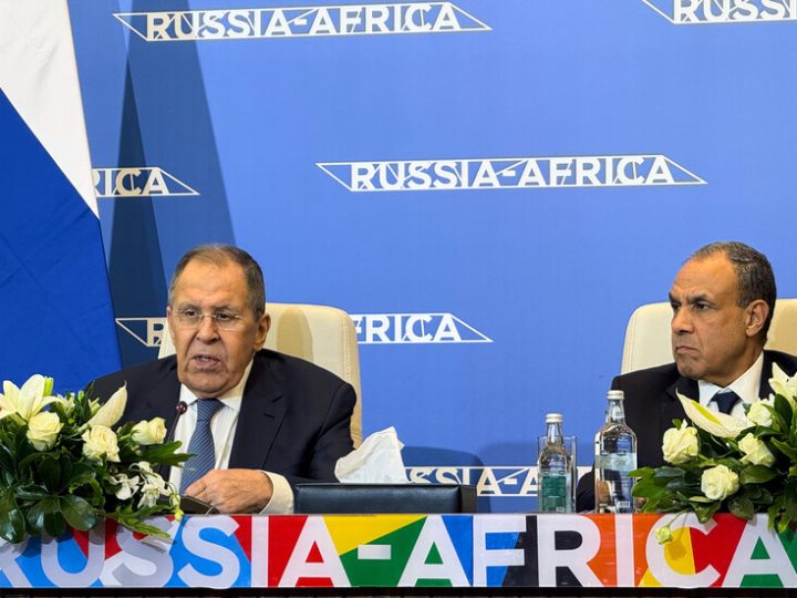 لافروف: روسيا وإفريقيا ترفضان العقوبات الأحادية الجانب