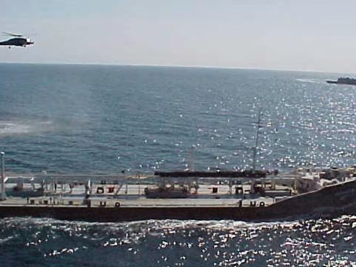  أكسيوس: الجيش الأمريكي يعتلي ناقلة نفط “غير معاقبة” قبالة فنزويلا لتوجيه رسالة “مباشرة” إلى مادورو