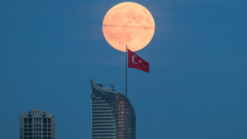 “حماس” تصدر بيانا عقب الاجتماع مع الاستخبارات التركية