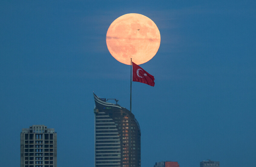 “حماس” تصدر بيانا عقب الاجتماع مع الاستخبارات التركية