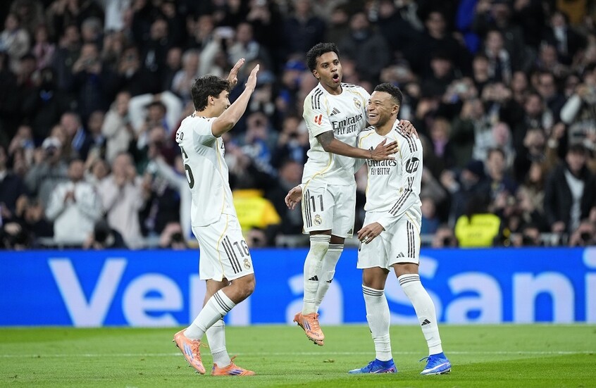 هدف بالرمق الأخير والاحتفال بطريقة “صاروخ ماديرا”.. مبابي يعادل رقما قياسيا للأسطورة رونالدو (فيديو)