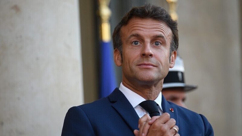 باريس ترحب بموافقة موسكو على فتح قناة حوار رفيعة المستوى