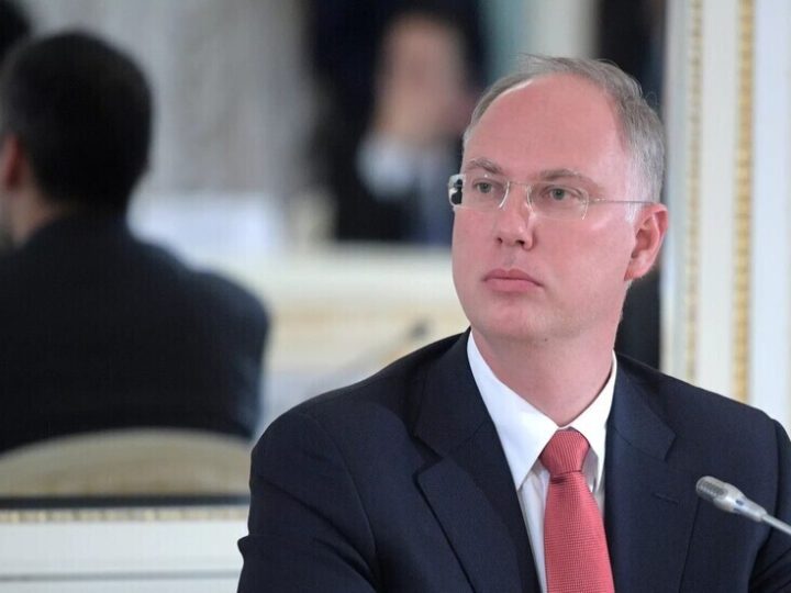 دميترييف يندد بحملة دعاة الحرب الإعلامية لتعطيل تسوية أوكرانيا