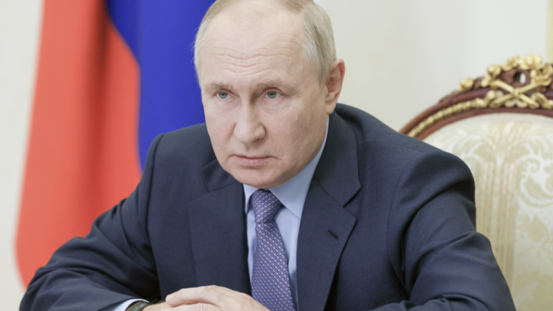 بوتين: المشاركة في الاتحاد الاقتصادي الأوراسي تحقق عوائد كبيرة للدول الأعضاء