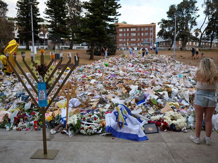 بعد مرور أسبوع.. هرتصوغ يعزي بضحايا هجوم سيدني