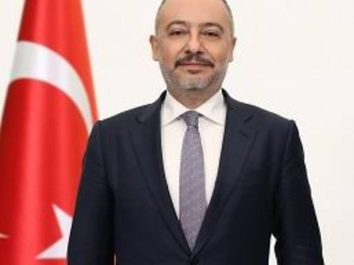 سفير تركيا لدى سوريا يباشر مهامه في أرفع تمثيل لبلاده في دمشق منذ 13 عاما