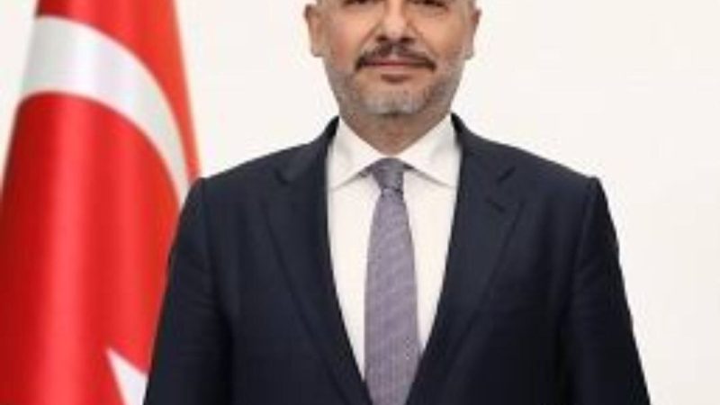 سفير تركيا لدى سوريا يباشر مهامه في أرفع تمثيل لبلاده في دمشق منذ 13 عاما