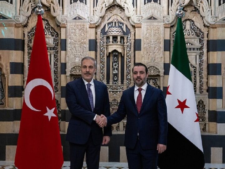 وفد تركي رفيع يضم وزيري الخارجية والدفاع ورئيس الاستخبارات يزور دمشق اليوم