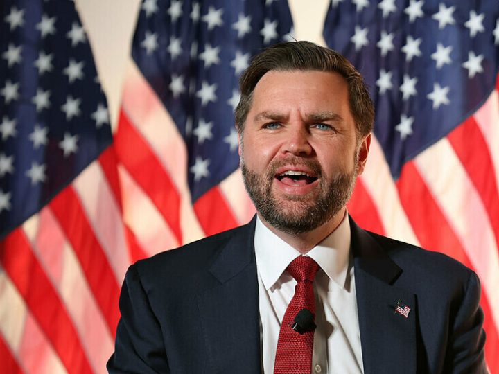 فانس: التغيرات السياسية في أوروبا تهدد الولايات المتحدة نوويا