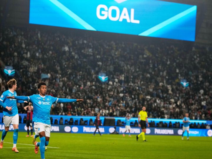 نابولي يهزم بولونيا ويتوج بكأس السوبر الإيطالي للمرة الثالثة في تاريخه (فيديو)