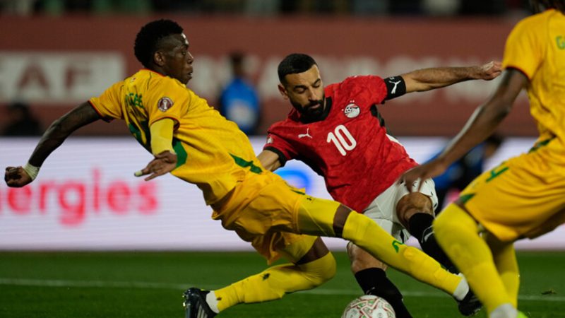 بهدف “قاتل”.. صلاح ينقذ منتخب مصر من التعثر أمام زيمبابوي (فيديو)