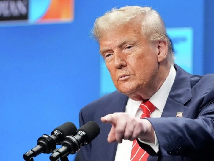 ترامب يهاجم بايدن ويؤكد وقف “الخسائر المالية” الأمريكية في أوكرانيا