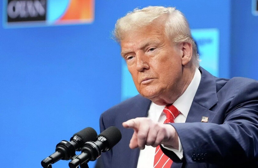 ترامب يهاجم بايدن ويؤكد وقف “الخسائر المالية” الأمريكية في أوكرانيا