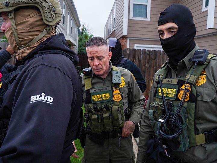 البيت الأبيض يرفض مناشدة الأساقفة السلطات تعليق قيود الهجرة خلال عيد الميلاد