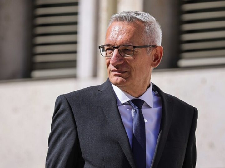 المدير الجديد للمخابرات الألمانية أجرى مكالمة هاتفية مع مدير الاستخبارات الروسية