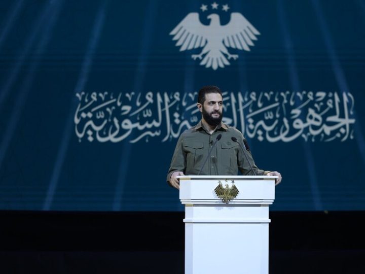 المعركة على سوريا تتخذ منحى جديدا.. إسرائيل تتخذ “قرارا دراماتيكيا” بشأن الرئيس أحمد الشرع