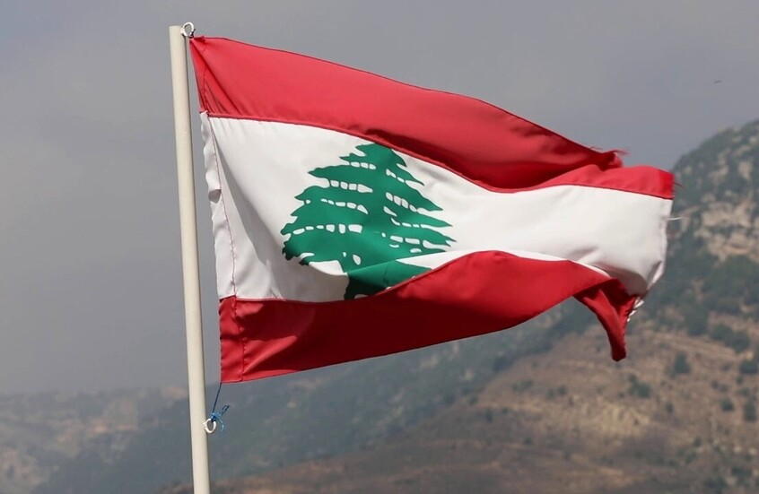 وهم القرب من القصر.. كيف خدع “أمير سعودي مزيف” كبار السياسيين في لبنان؟