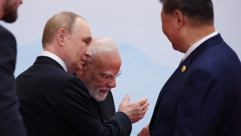 نائب رئيس الوزراء الروسي: 87% من تجارة روسيا تحولت شرقا