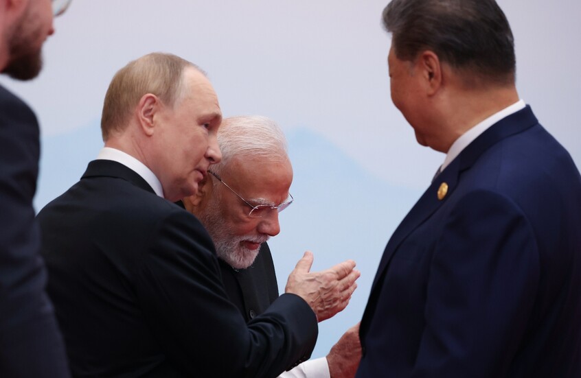 نائب رئيس الوزراء الروسي: 87% من تجارة روسيا تحولت شرقا