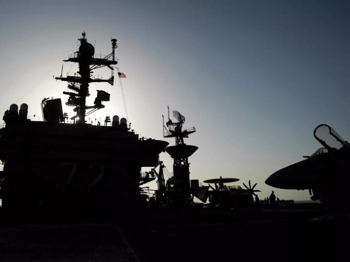 رويترز: واشنطن تعتزم الإبقاء على حصار صادرات النفط الفنزويلي لمدة شهرين على الأقل