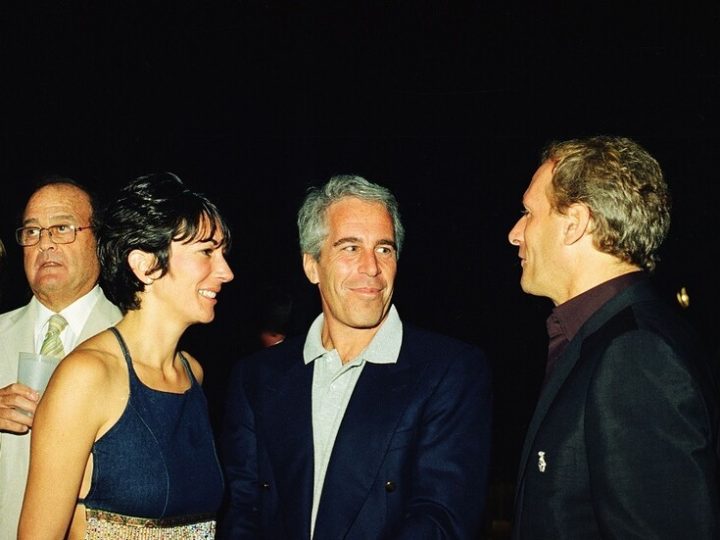 وزارة العدل الأمريكية: قد نحتاج “بضعة أسابيع أخرى” لإنهاء الإفراج عن ملفات إبستين