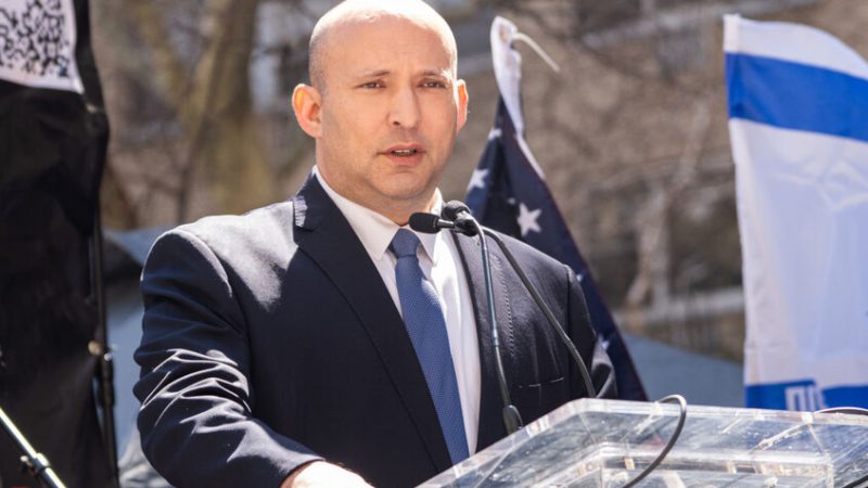 إسرائيل.. اتهام مقيم في ريشون لتسيون بتصوير محيط منزل نفتالي بينيت بتوجيه إيراني