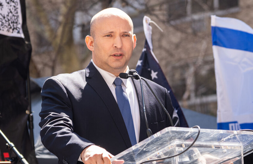 إسرائيل.. اتهام مقيم في ريشون لتسيون بتصوير محيط منزل نفتالي بينيت بتوجيه إيراني