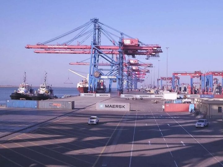 رد رسمي مصري على مزاعم استقبال سفينة تحمل أسلحة متجهة لإسرائيل