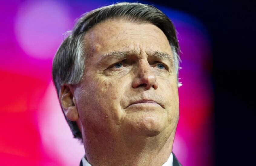 رئيس البرازيل السابق بولسونارو يخضع لجراحة لعلاج فتق مزدوج بدون مضاعفات