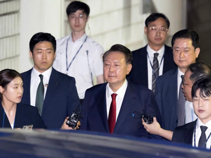 كوريا الجنوبية.. مطالبات بسجن الرئيس السابق 10 سنوات بتهمة عرقلة العدالة والأحكام العرفية