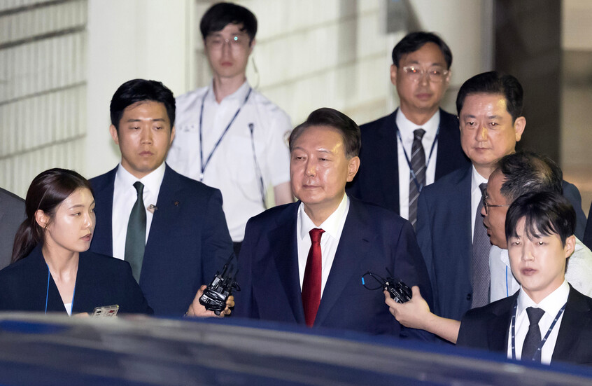 كوريا الجنوبية.. مطالبات بسجن الرئيس السابق 10 سنوات بتهمة عرقلة العدالة والأحكام العرفية