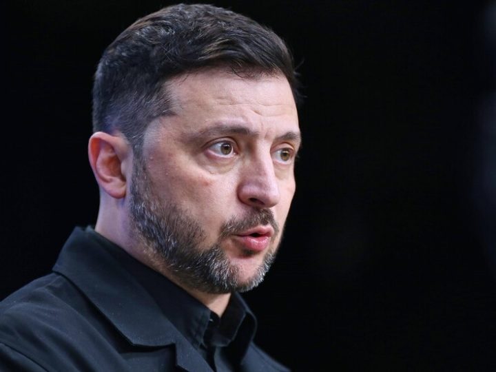 خبير فنلندي يوضح لماذا ثار زيلينسكي غضبا في خطاب عيد الميلاد