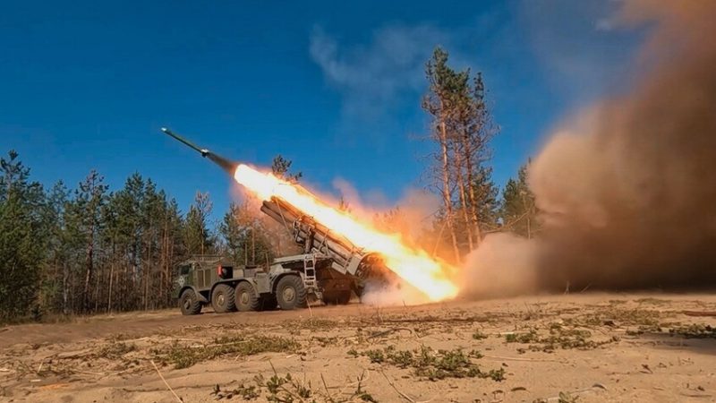 7 ضربات مكثفة وجماعية و8 بلدات محررة.. الدفاع الروسية تكشف حصاد الأسبوع للعملية الخاصة