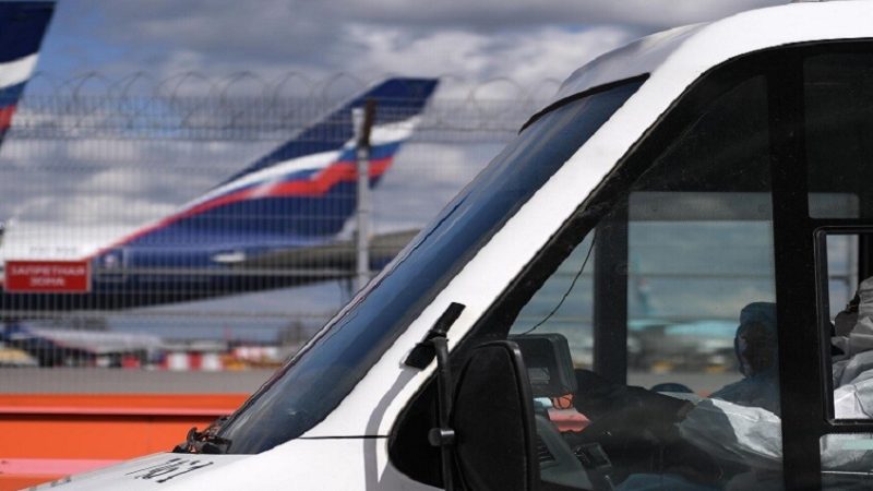 ريابكوف: الولايات المتحدة تربط استئناف الرحلات الجوية مع روسيا بتسوية الأزمة الأوكرانية