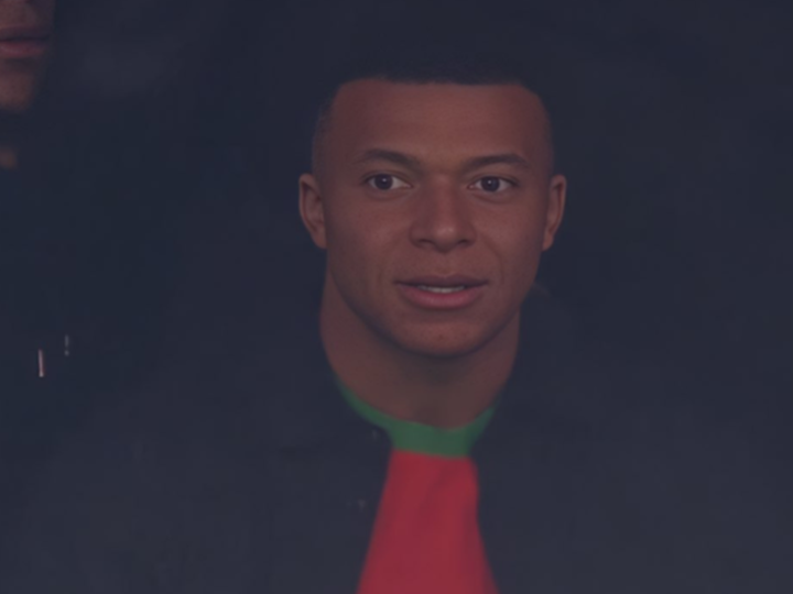 مبابي في مدرجات ملعب الرباط.. لماذا تواجد النجم الفرنسي في مباراة المغرب ومالي؟ (فيديو)