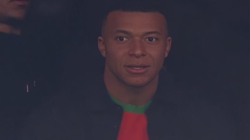 مبابي في مدرجات ملعب الرباط.. لماذا تواجد النجم الفرنسي في مباراة المغرب ومالي؟ (فيديو)