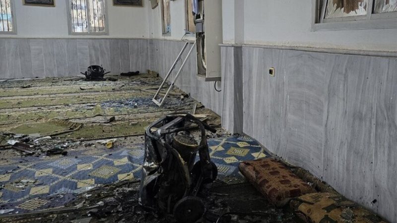 ماذا قال الأزهر عن تفجير مسجد حمص خلال صلاة الجمعة؟