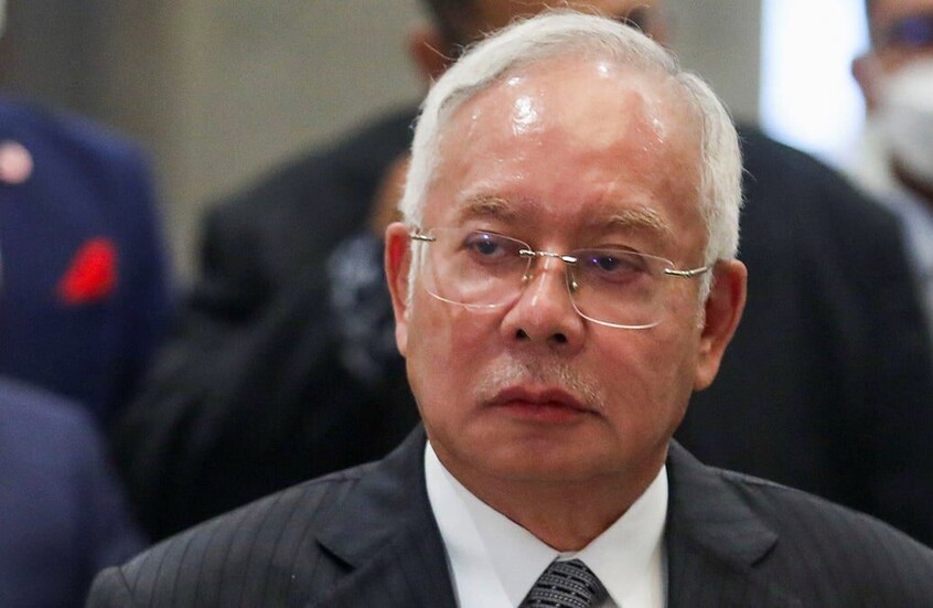 15 عاما إضافية وغرامة 2.8 مليار دولار بحق رئيس وزراء ماليزيا السابق نجيب رزاق