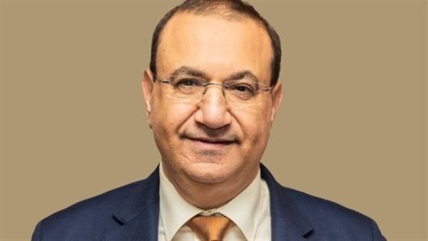 الكويت تغلق صيدليات كبرى يمتلكها رجل أعمال مصري مشهور