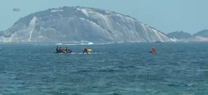 البرازيل.. مصرع طيار جراء سقوط طائرة إعلانات فائقة الخفة وكاميرا مراقبة توثق الكارثة (صور + فيديو)