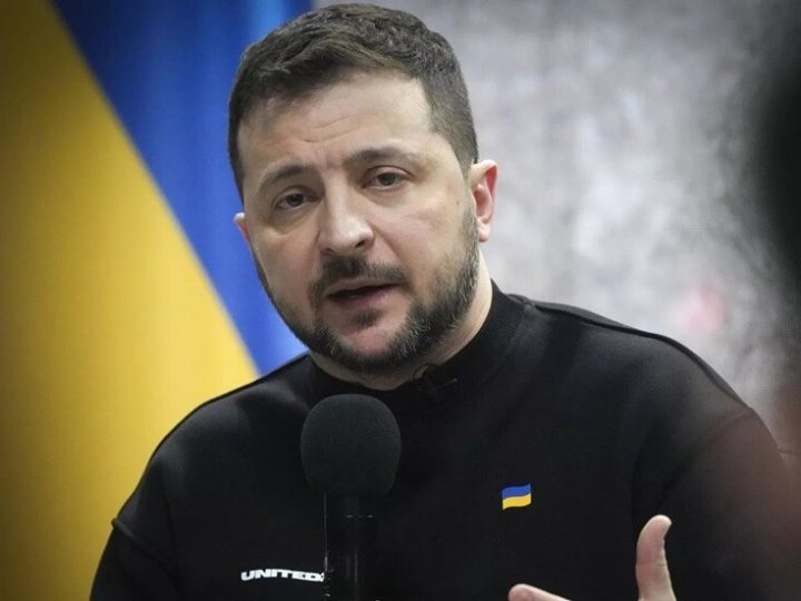 زيلينسكي يصل إلى الولايات المتحدة استعدادا لمحادثات مع ترامب